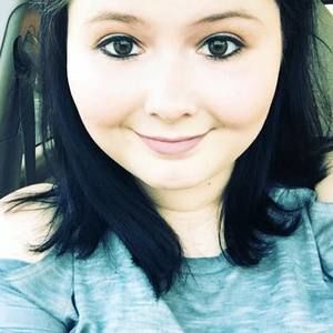 Meet your Posher, Cayla